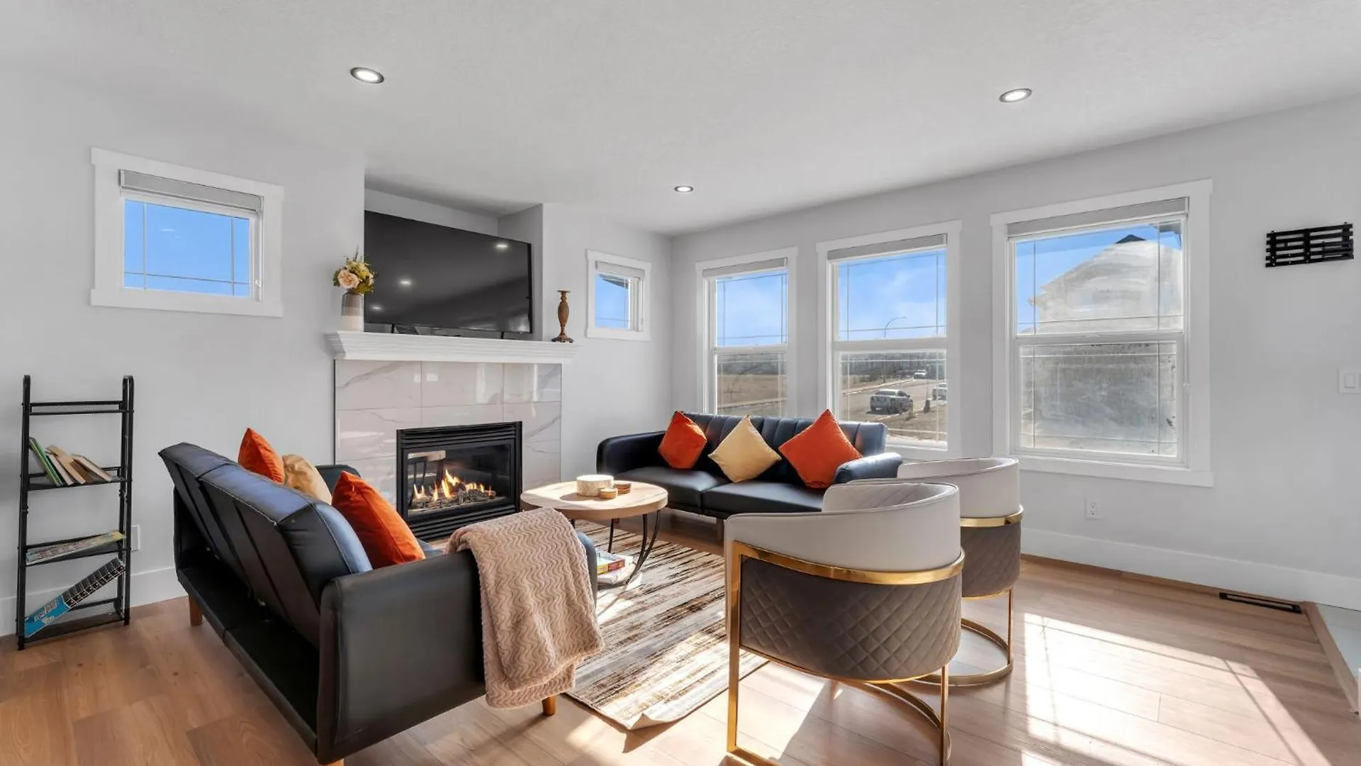Your Pleasant Stay In 3 Bedroom House In Saddle-Ridge contacts